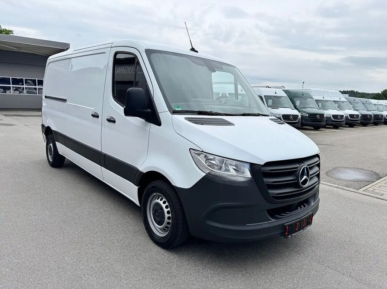Mercedes-Benz Sprinter 215 CDI Flach Lang Klima FWD - Van panel: gambar 2 Mercedes-Benz Sprinter 215 CDI Flach Lang Klima FWD - Van panel: gambar 2