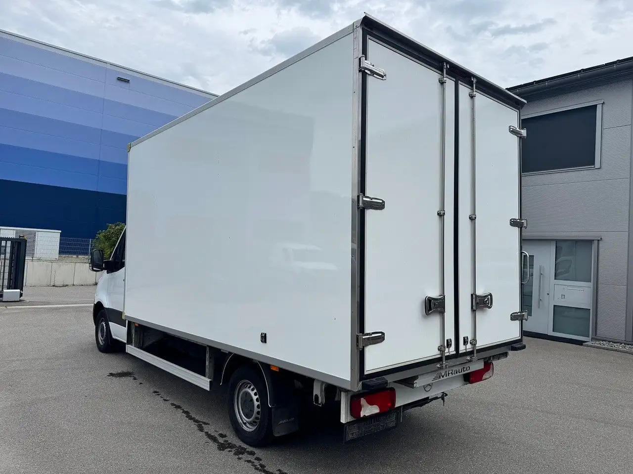 Mercedes-Benz Sprinter 315 CDI Maxi Lang Koffer Klima - Van box: gambar 5 Mercedes-Benz Sprinter 315 CDI Maxi Lang Koffer Klima - Van box: gambar 5