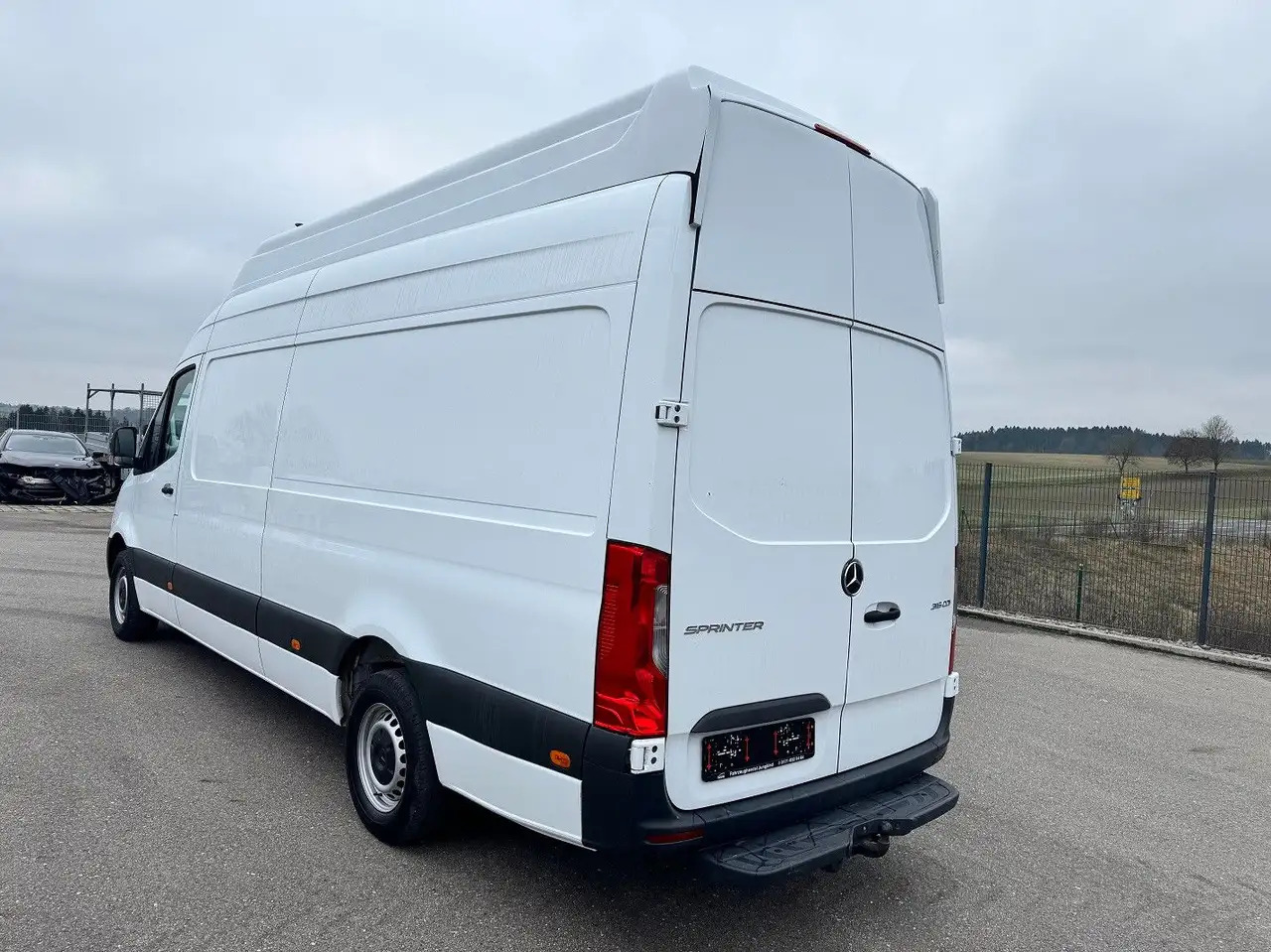 Mercedes-Benz Sprinter 316 CDI Maxi Lang Extrahoch XXL Klima M - Van panel: gambar 5 Mercedes-Benz Sprinter 316 CDI Maxi Lang Extrahoch XXL Klima M - Van panel: gambar 5