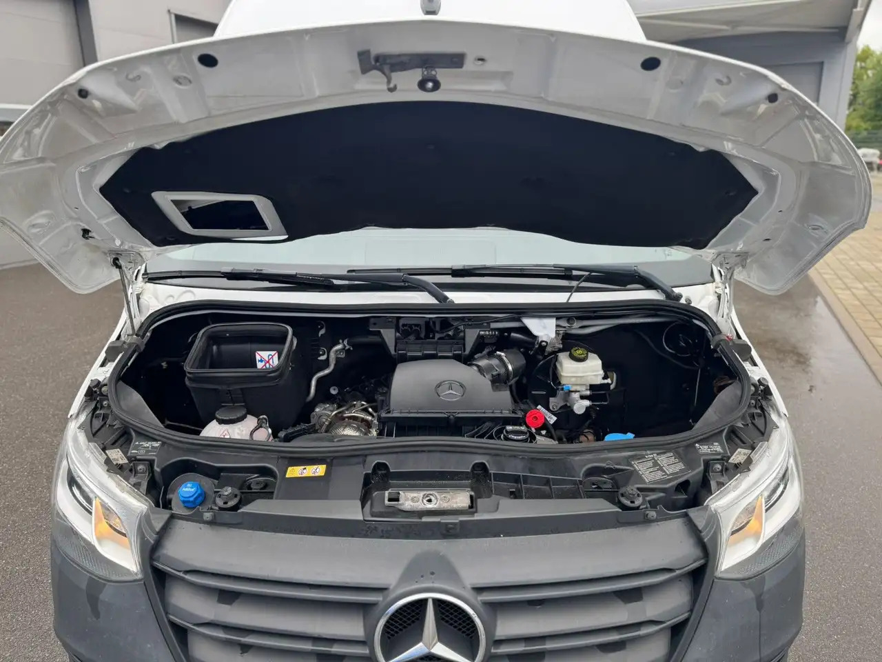 Mercedes-Benz Sprinter 317 CDI Lang Hoch Klima MBUX AHK 2,8t - Van panel: gambar 4 Mercedes-Benz Sprinter 317 CDI Lang Hoch Klima MBUX AHK 2,8t - Van panel: gambar 4