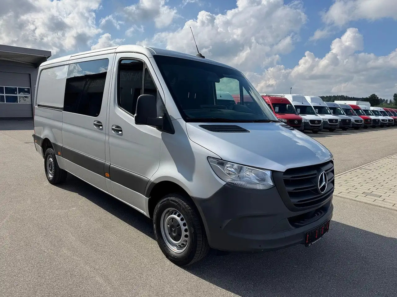 Mercedes-Benz Sprinter 317 CDI Lang Silber MBUX RWD Klima - Van panel: gambar 2 Mercedes-Benz Sprinter 317 CDI Lang Silber MBUX RWD Klima - Van panel: gambar 2