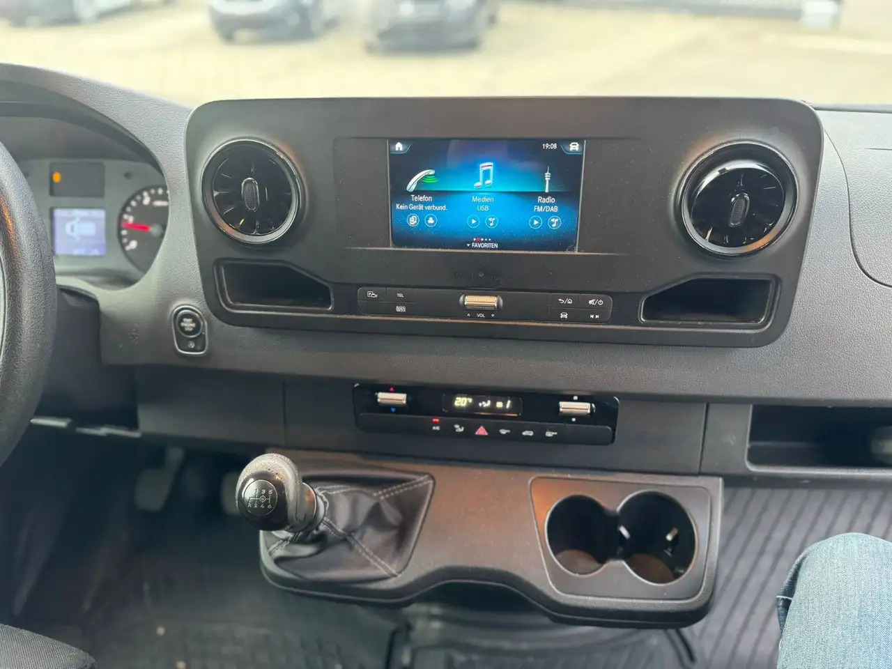 Mercedes-Benz Sprinter 317 CDI Maxi Lang XXL Extralang MBUX - Van panel: gambar 4 Mercedes-Benz Sprinter 317 CDI Maxi Lang XXL Extralang MBUX - Van panel: gambar 4