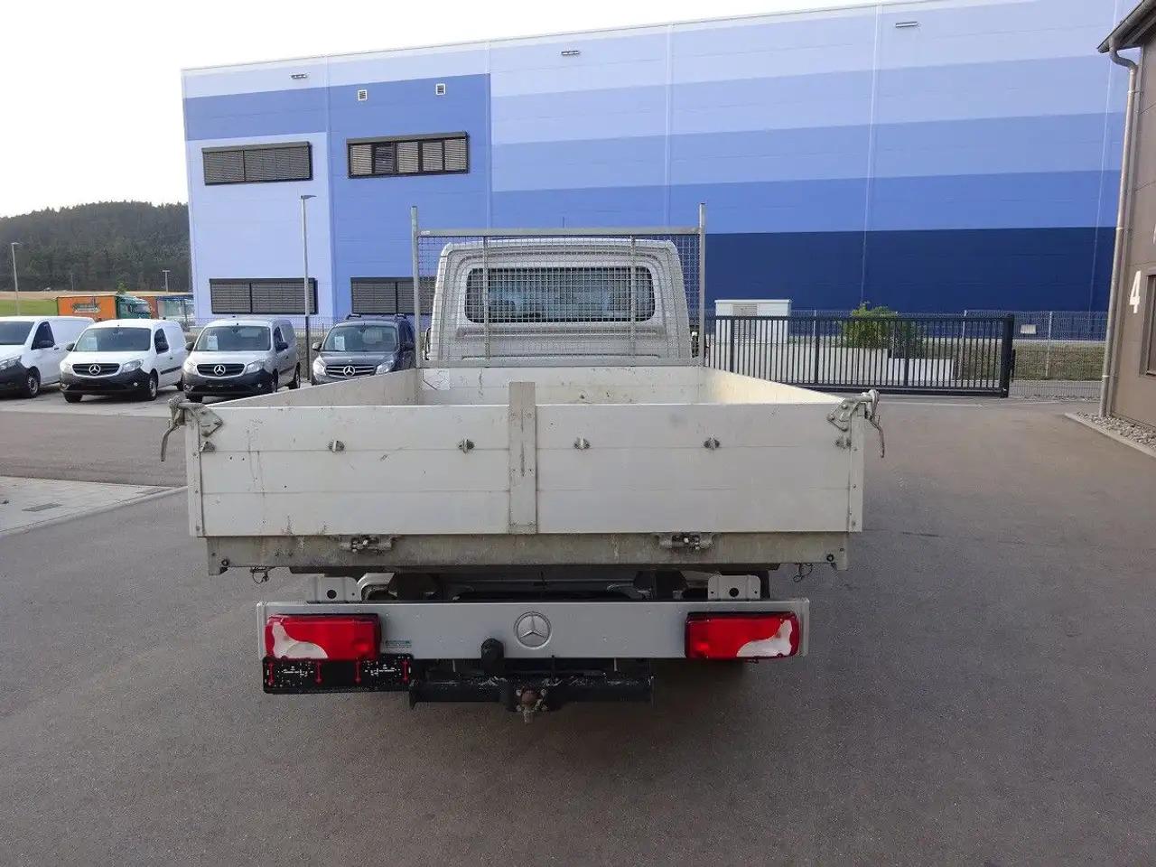 Mercedes-Benz Sprinter 319 CDI DoKa Maxi Kipper AHK 2,8t - Van flatbed, Van kombi: gambar 4 Mercedes-Benz Sprinter 319 CDI DoKa Maxi Kipper AHK 2,8t - Van flatbed, Van kombi: gambar 4