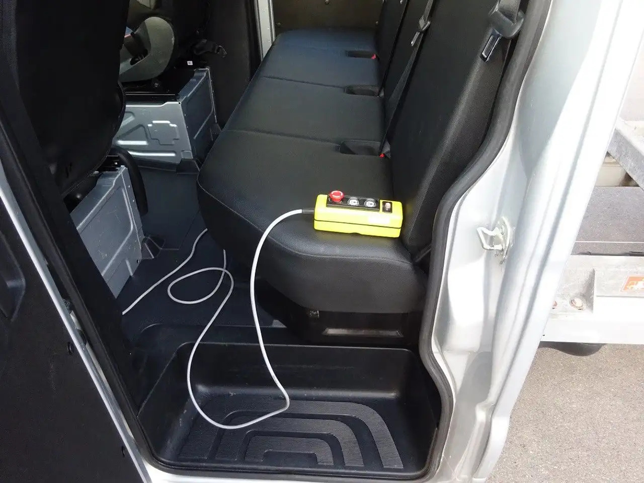 Van jungkit, Van kombi Mercedes-Benz Sprinter 319 CDI DoKa Maxi Kipper AHK 2,8t: gambar 14 Van jungkit, Van kombi Mercedes-Benz Sprinter 319 CDI DoKa Maxi Kipper AHK 2,8t: gambar 14