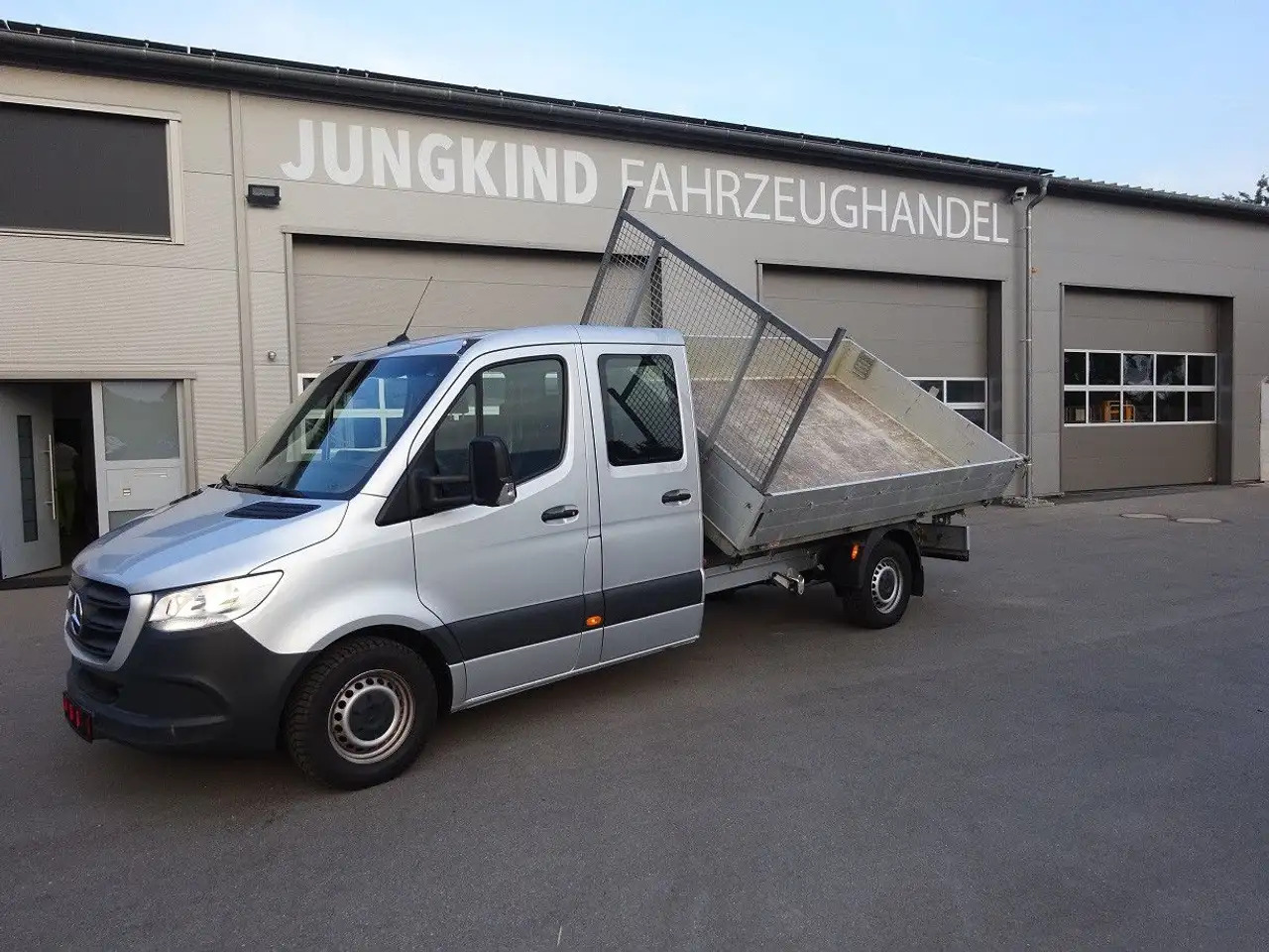 Mercedes-Benz Sprinter 319 CDI DoKa Maxi Kipper AHK 2,8t - Van jungkit, Van kombi: gambar 3 Mercedes-Benz Sprinter 319 CDI DoKa Maxi Kipper AHK 2,8t - Van jungkit, Van kombi: gambar 3