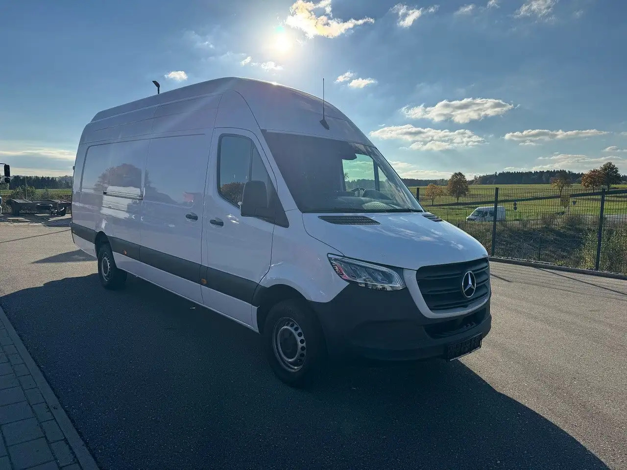 Mercedes-Benz Sprinter 319 CDI Maxi Lang Extralang XXL LED - Van panel: gambar 2 Mercedes-Benz Sprinter 319 CDI Maxi Lang Extralang XXL LED - Van panel: gambar 2