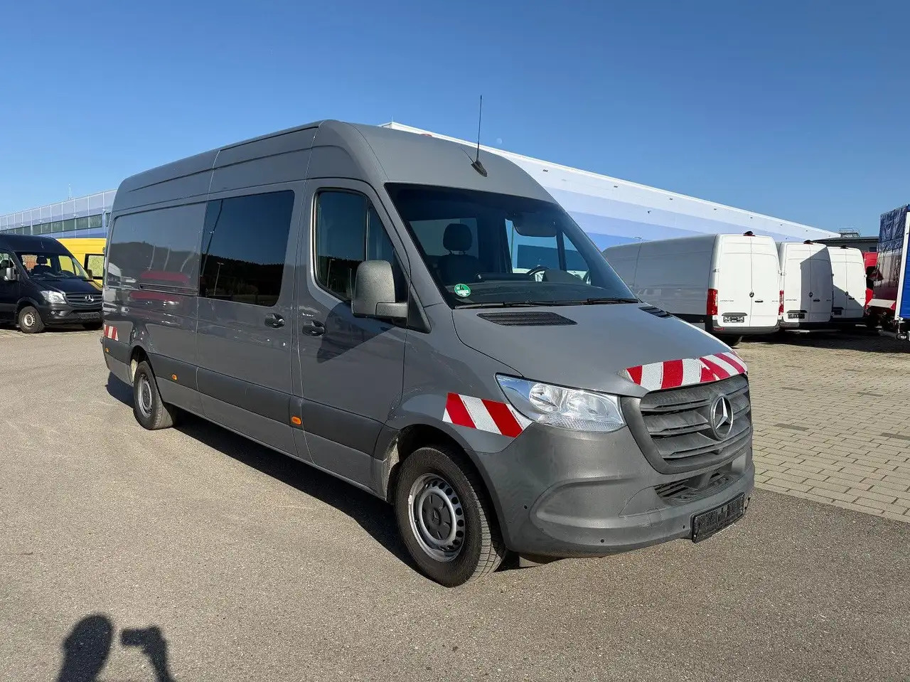Mercedes-Benz Sprinter 319 CDI Maxi Mixto Lang Hoch Klima AHK - Van panel, Van kombi: gambar 2 Mercedes-Benz Sprinter 319 CDI Maxi Mixto Lang Hoch Klima AHK - Van panel, Van kombi: gambar 2