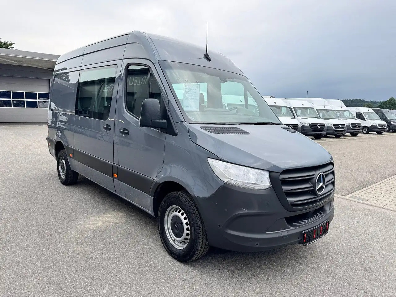 Mercedes-Benz Sprinter 319 CDI Mixto Lang Hoch Klima AHK - Van panel: gambar 2 Mercedes-Benz Sprinter 319 CDI Mixto Lang Hoch Klima AHK - Van panel: gambar 2