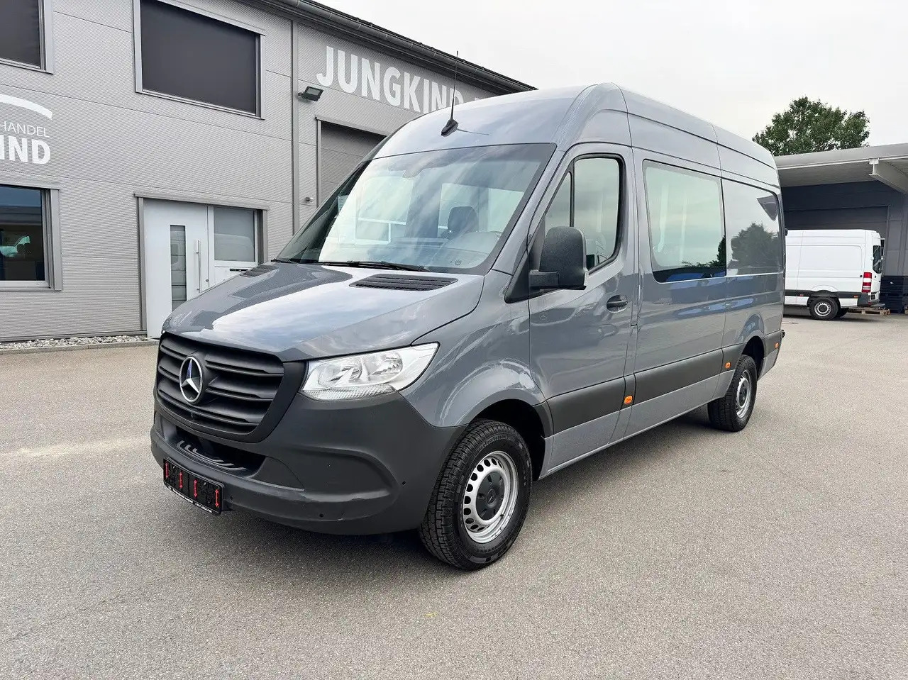 Mercedes-Benz Sprinter 319 CDI Mixto Lang Hoch Klima AHK - Van panel: gambar 1 Mercedes-Benz Sprinter 319 CDI Mixto Lang Hoch Klima AHK - Van panel: gambar 1