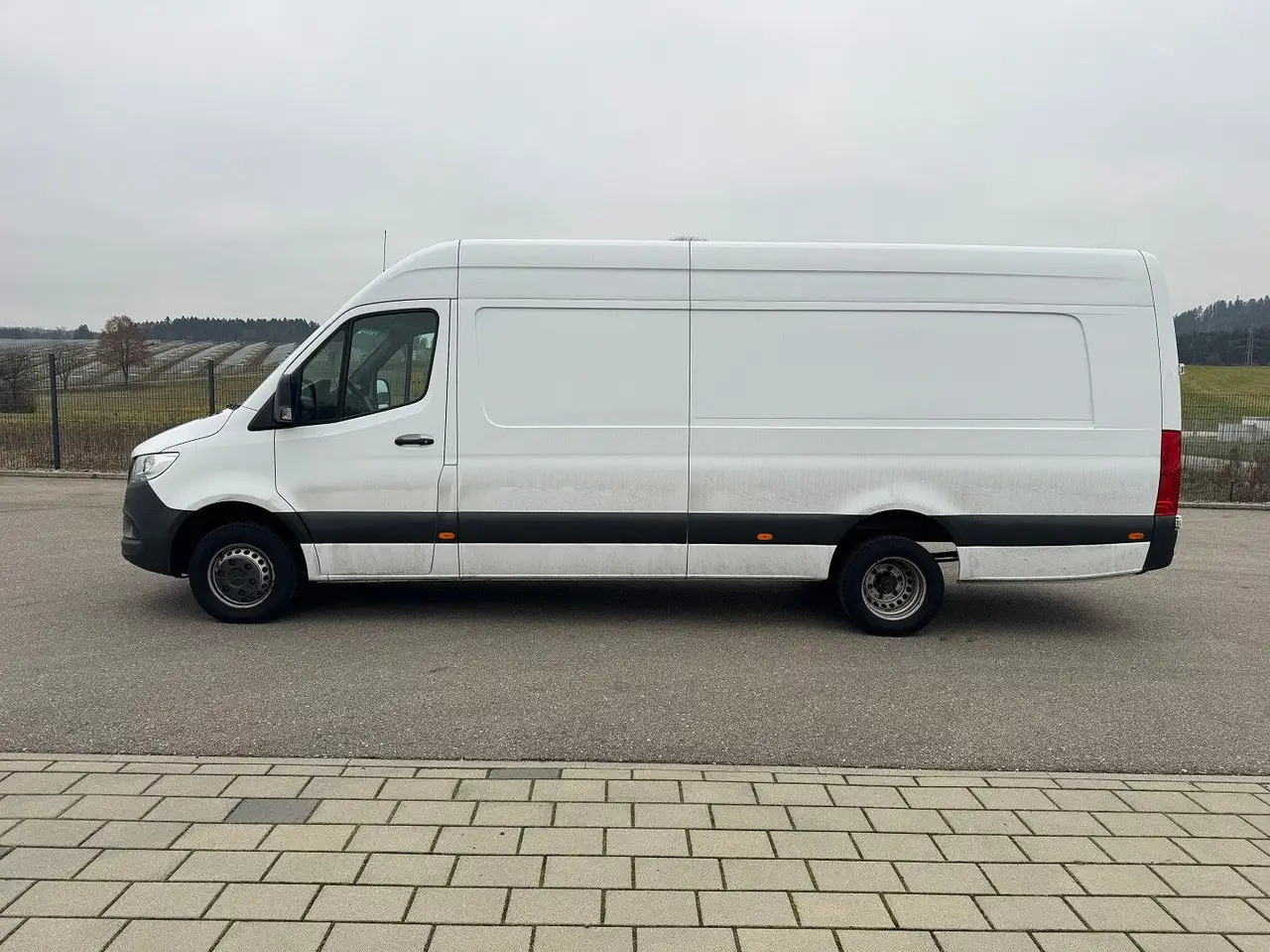 Mercedes-Benz Sprinter 519 CDI Maxi Lang Extralang XXL MBUX - Van panel: gambar 3 Mercedes-Benz Sprinter 519 CDI Maxi Lang Extralang XXL MBUX - Van panel: gambar 3