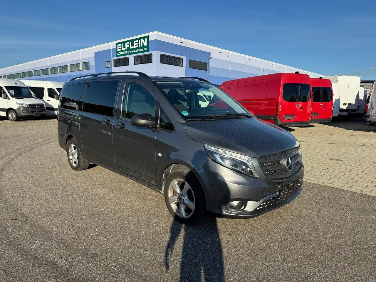 Mercedes-Benz Vito Tourer 119 CDI Edition 4x4 Lang - Mobil: gambar 2 Mercedes-Benz Vito Tourer 119 CDI Edition 4x4 Lang - Mobil: gambar 2
