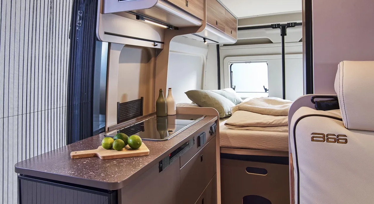 Bürstner B66 C 600 B 66 Voll ausgestattet - Mobil kemping: gambar 3 Bürstner B66 C 600 B 66 Voll ausgestattet - Mobil kemping: gambar 3