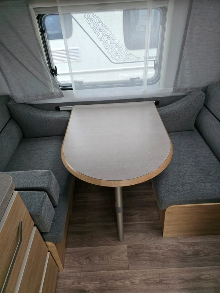 Fendt Bianco Activ 390 FHS Dusche, 1.700 KG-Fahrwerk - Karavan: gambar 4 Fendt Bianco Activ 390 FHS Dusche, 1.700 KG-Fahrwerk - Karavan: gambar 4