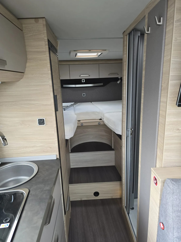 Knaus Van TI Plus 650 MEG Platinum Selection - Mobil rumah semi-terintegrasi: gambar 4 Knaus Van TI Plus 650 MEG Platinum Selection - Mobil rumah semi-terintegrasi: gambar 4