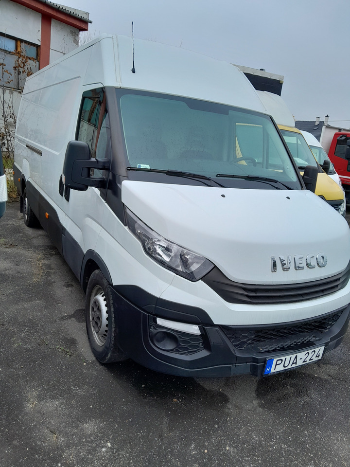 IVECO Daily 35S14 - Van box: gambar 3 IVECO Daily 35S14 - Van box: gambar 3