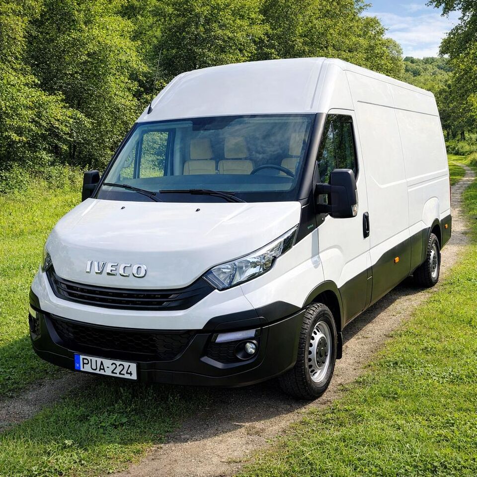 IVECO Daily 35S14 Parking Heater - Van panel: gambar 1 IVECO Daily 35S14 Parking Heater - Van panel: gambar 1