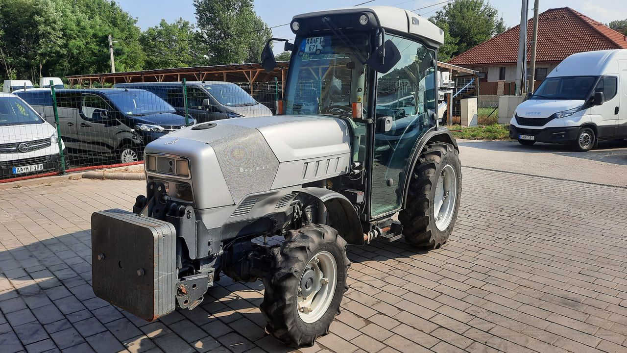 LAMBORGHINI RV90 Automatic - Traktor: gambar 2 LAMBORGHINI RV90 Automatic - Traktor: gambar 2