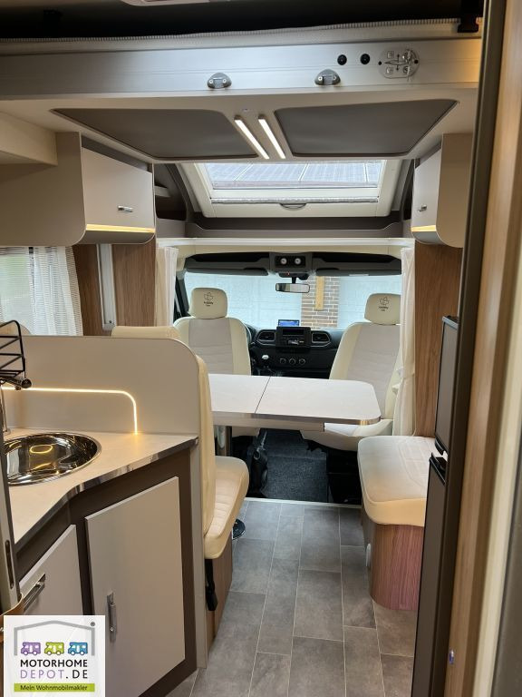 Ahorn Alaska TD Plus Aufl. 4to & Luftfed. & Hubbett - Mobil rumah semi-terintegrasi: gambar 3 Ahorn Alaska TD Plus Aufl. 4to & Luftfed. & Hubbett - Mobil rumah semi-terintegrasi: gambar 3