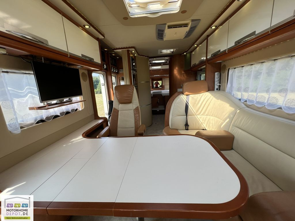 Carthago Liner 62 LE viele Extras - hohe Autarkie - Mobil rumah terintegrasi: gambar 5 Carthago Liner 62 LE viele Extras - hohe Autarkie - Mobil rumah terintegrasi: gambar 5