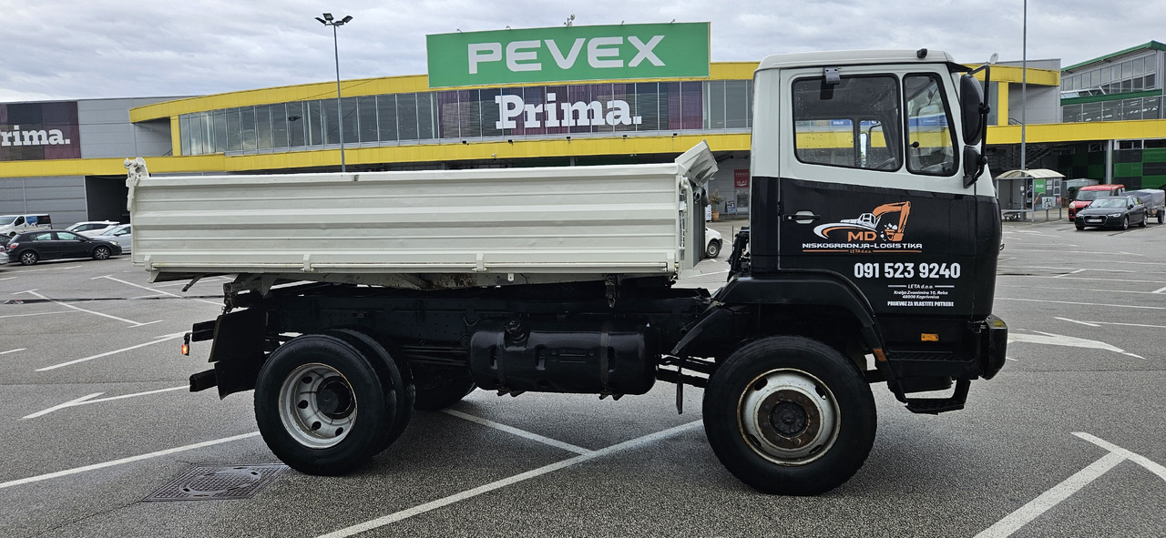 MERCEDES-BENZ 1314 - Truk jungkit: gambar 3 MERCEDES-BENZ 1314 - Truk jungkit: gambar 3