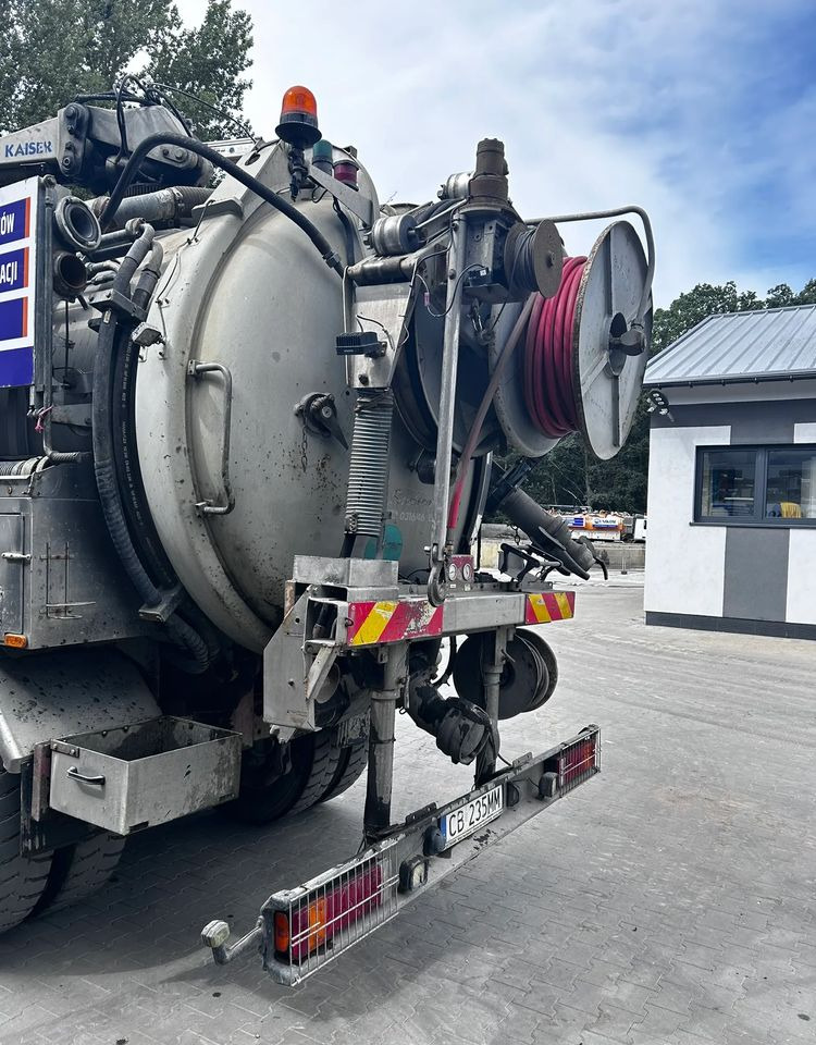 Steyr 26S41 (MAN) 6x4 Kaiser Aquastar WUKO - Truk vakum: gambar 4 Steyr 26S41 (MAN) 6x4 Kaiser Aquastar WUKO - Truk vakum: gambar 4