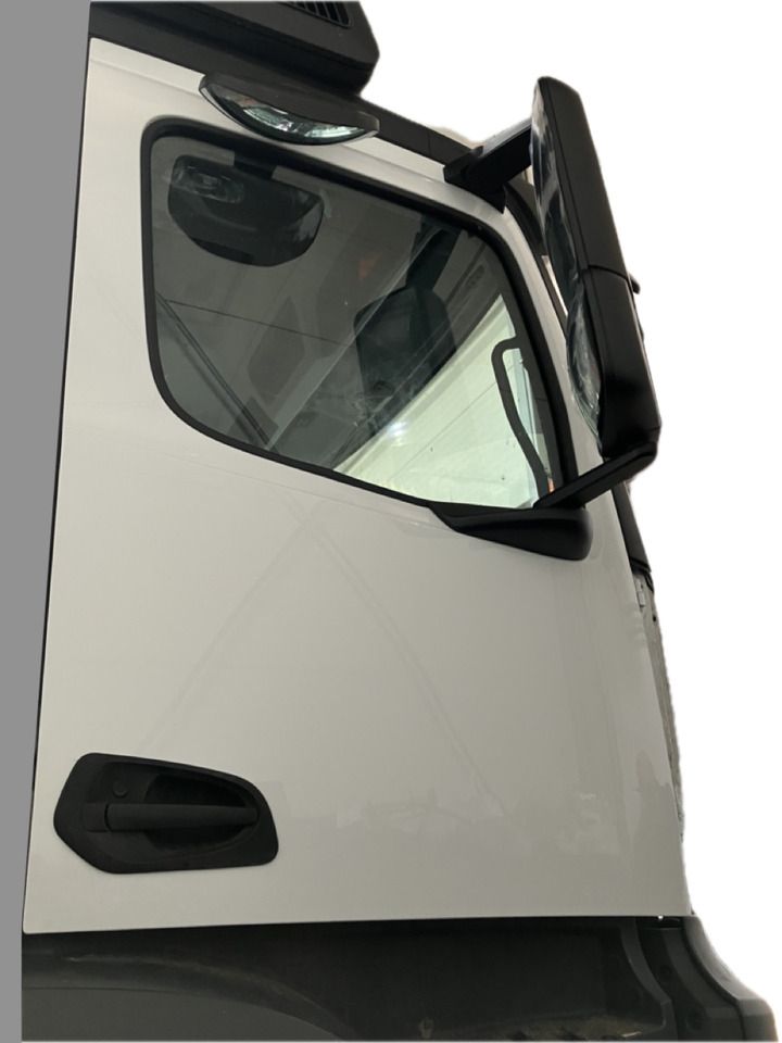 MERCEDES-BENZ Arocs - Pintu dan bagian untuk Truk: gambar 2 MERCEDES-BENZ Arocs - Pintu dan bagian untuk Truk: gambar 2