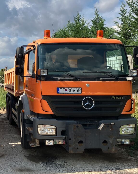 MERCEDES-BENZ Axor - Truk jungkit: gambar 2 MERCEDES-BENZ Axor - Truk jungkit: gambar 2