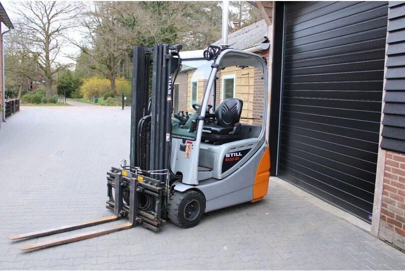 Still RX20 20 heftruck elektrische accu 79% triplex lepelverstelling sideshift - Forklift listrik: gambar 4 Still RX20 20 heftruck elektrische accu 79% triplex lepelverstelling sideshift - Forklift listrik: gambar 4