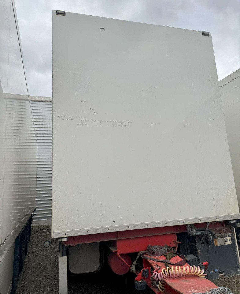 HFR BUSSBYGG KK18 - Semi-trailer berpendingin: gambar 2 HFR BUSSBYGG KK18 - Semi-trailer berpendingin: gambar 2