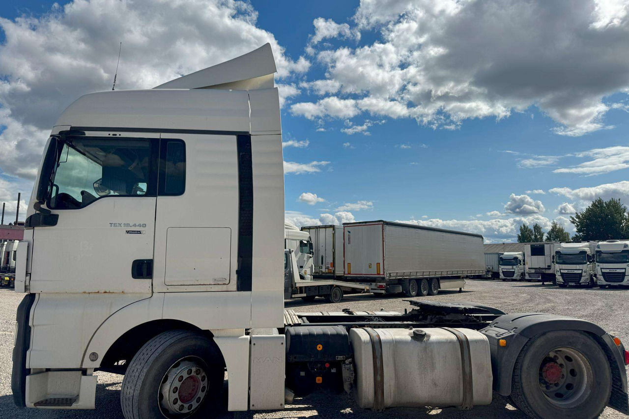 MAN TGX - Tractor head: gambar 4 MAN TGX - Tractor head: gambar 4