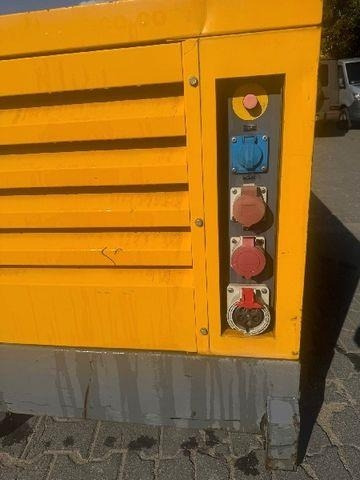 Atlas Copco QAS30 - Genset: gambar 3 Atlas Copco QAS30 - Genset: gambar 3