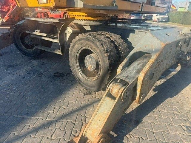 Liebherr A924 B - Ekskavator roda: gambar 5 Liebherr A924 B - Ekskavator roda: gambar 5