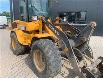 Volvo L35G - Wheel loader: gambar 1 Volvo L35G - Wheel loader: gambar 1