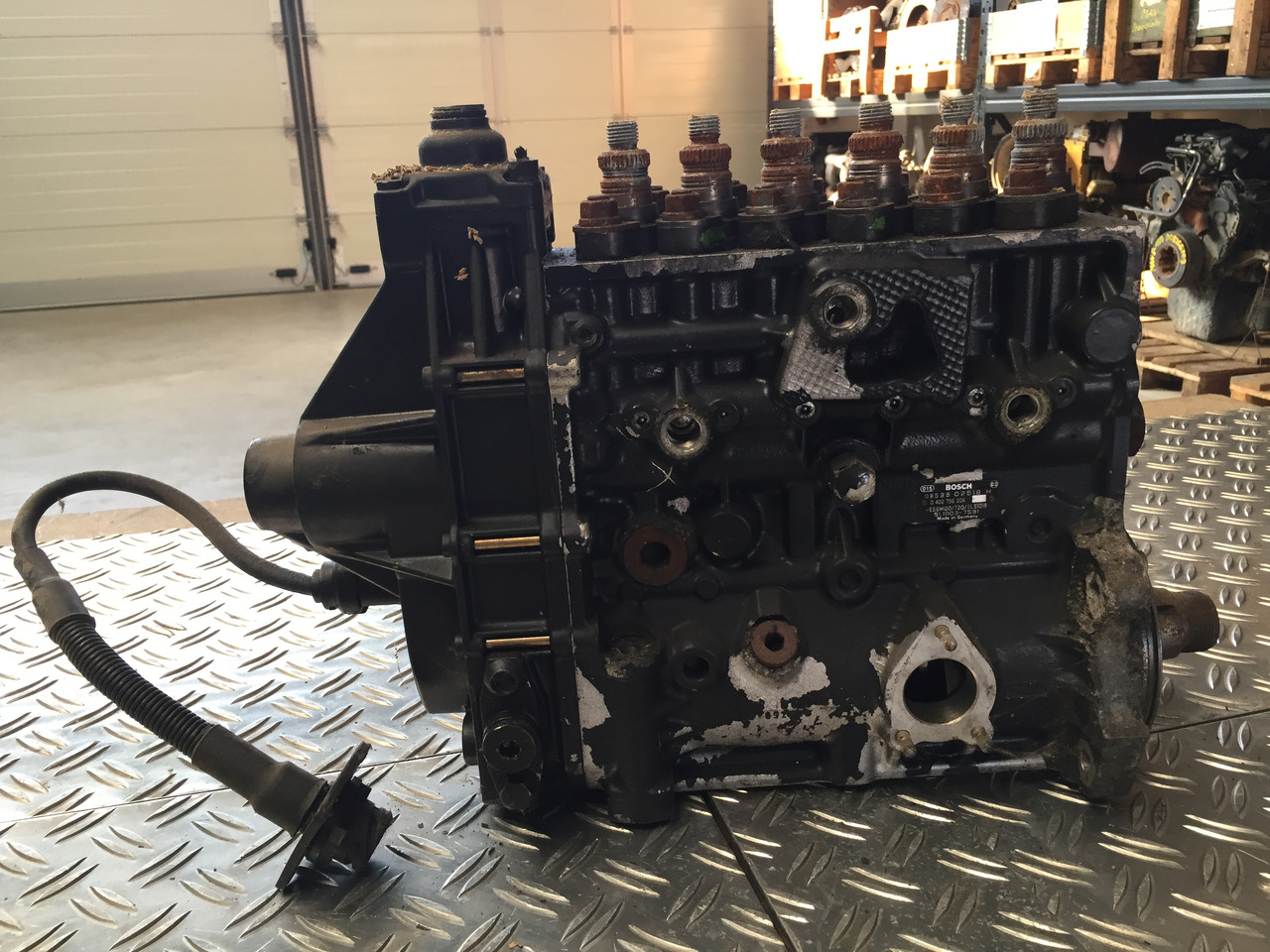 Gebrauchte Elektr. Einspritzpumpe MAN 19.403, F2000, Artikel - Nr. : 51.11103 - 7591 - Pompa bahan bakar untuk Truk: gambar 2 Gebrauchte Elektr. Einspritzpumpe MAN 19.403, F2000, Artikel - Nr. : 51.11103 - 7591 - Pompa bahan bakar untuk Truk: gambar 2