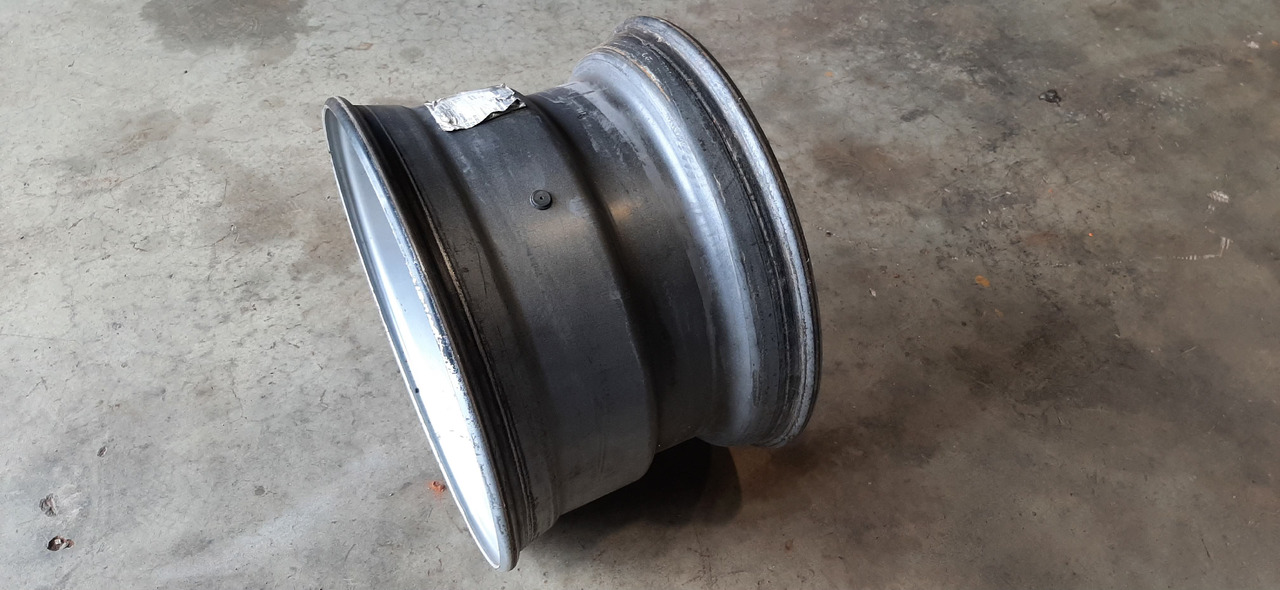 Gebrauchte Felgen 14 x 22,5 für Reifengröße 445 x 65 x 22,5, Artikel - Nr. : 99.99999 - 9999 - Pelek untuk Truk: gambar 4 Gebrauchte Felgen 14 x 22,5 für Reifengröße 445 x 65 x 22,5, Artikel - Nr. : 99.99999 - 9999 - Pelek untuk Truk: gambar 4