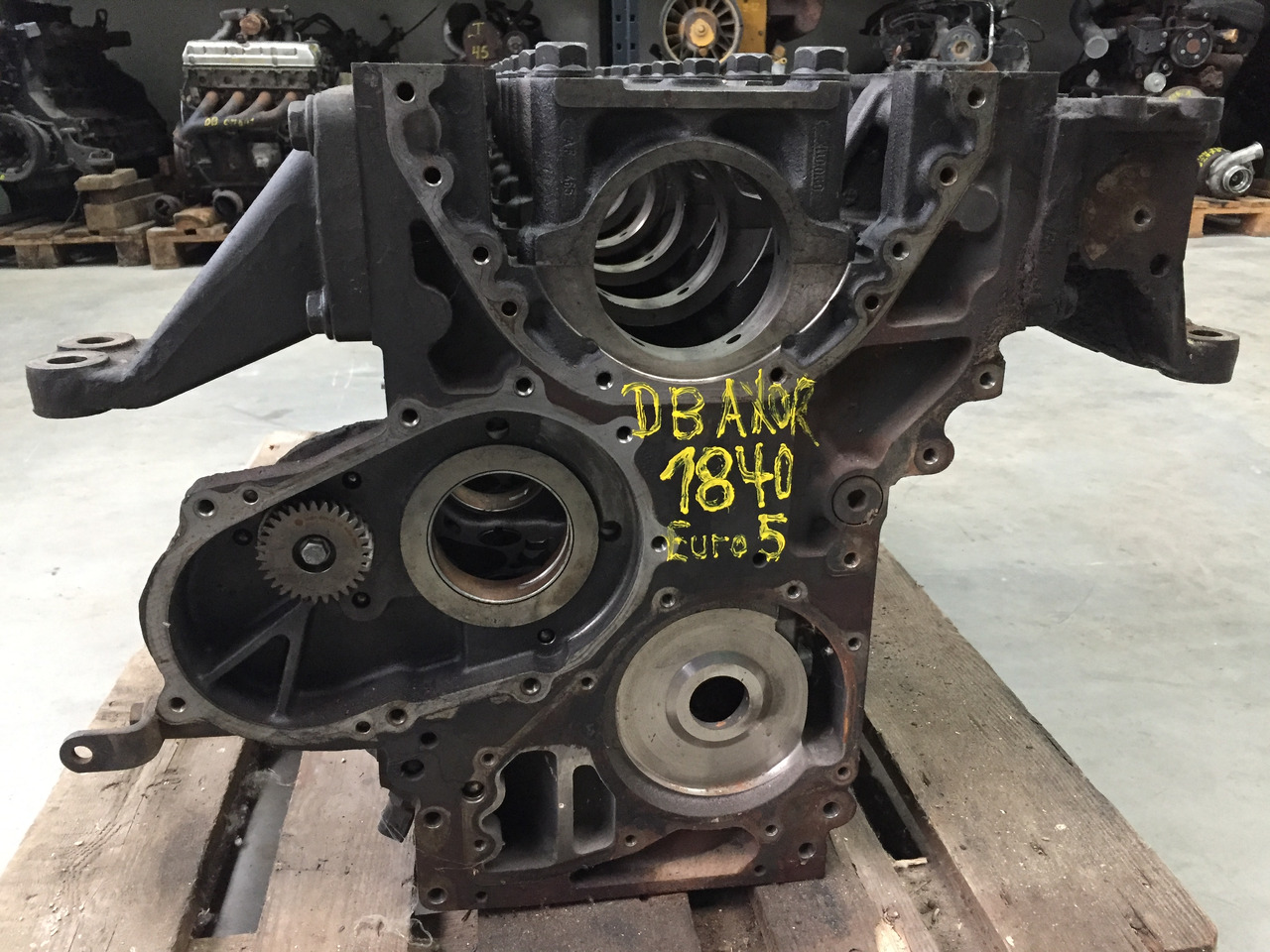 Gebrauchter Motorblock DB Axor 1840, OM 457 LA, Artikel - Nr.: A 460 010 15 08 - Blok silinder untuk Truk: gambar 5 Gebrauchter Motorblock DB Axor 1840, OM 457 LA, Artikel - Nr.: A 460 010 15 08 - Blok silinder untuk Truk: gambar 5