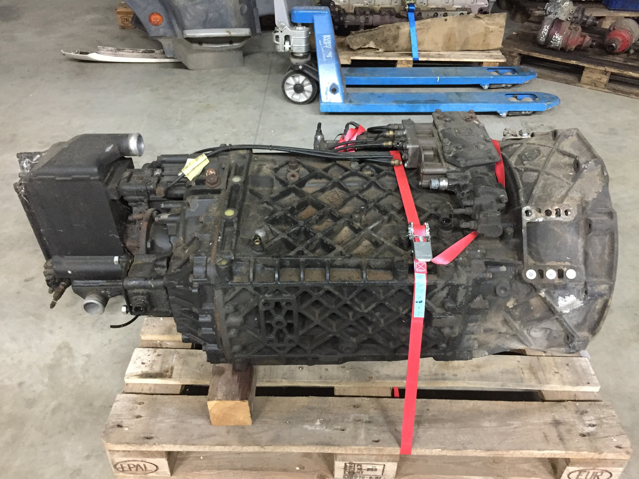 Gebrauchtes Getriebe MAN TGA 18.430, Typ : 16S 2521 TO, Artikel - Nr.: 81.32003 - 6677 - Gearbox untuk Truk: gambar 5 Gebrauchtes Getriebe MAN TGA 18.430, Typ : 16S 2521 TO, Artikel - Nr.: 81.32003 - 6677 - Gearbox untuk Truk: gambar 5