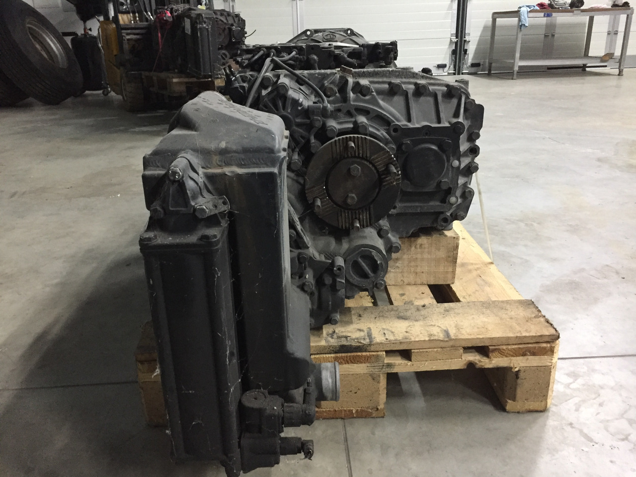 Gebrauchtes Getriebe MAN TGA 26.480, Typ : 16S 2321, Artikel - Nr. : 81.32034 - 6743 - Gearbox untuk Truk: gambar 3 Gebrauchtes Getriebe MAN TGA 26.480, Typ : 16S 2321, Artikel - Nr. : 81.32034 - 6743 - Gearbox untuk Truk: gambar 3