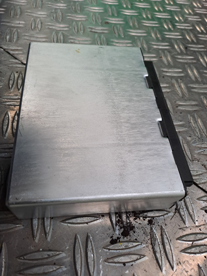 Gebrauchtes MAN TGX 26.440 Steuergerät Fahrzeugführungs - Rechner, Artikel - Nr. : 81.25805 - 7088 - ECU untuk Truk: gambar 5 Gebrauchtes MAN TGX 26.440 Steuergerät Fahrzeugführungs - Rechner, Artikel - Nr. : 81.25805 - 7088 - ECU untuk Truk: gambar 5