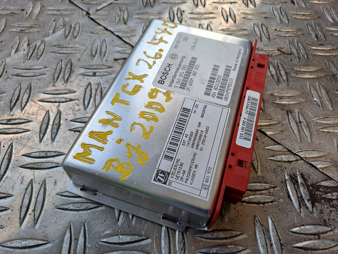 Gebrauchtes MAN TGX 26.440 Steuergerät Intarder, Artikel - Nr.: 81.25810 - 6023 - ECU untuk Truk: gambar 2 Gebrauchtes MAN TGX 26.440 Steuergerät Intarder, Artikel - Nr.: 81.25810 - 6023 - ECU untuk Truk: gambar 2