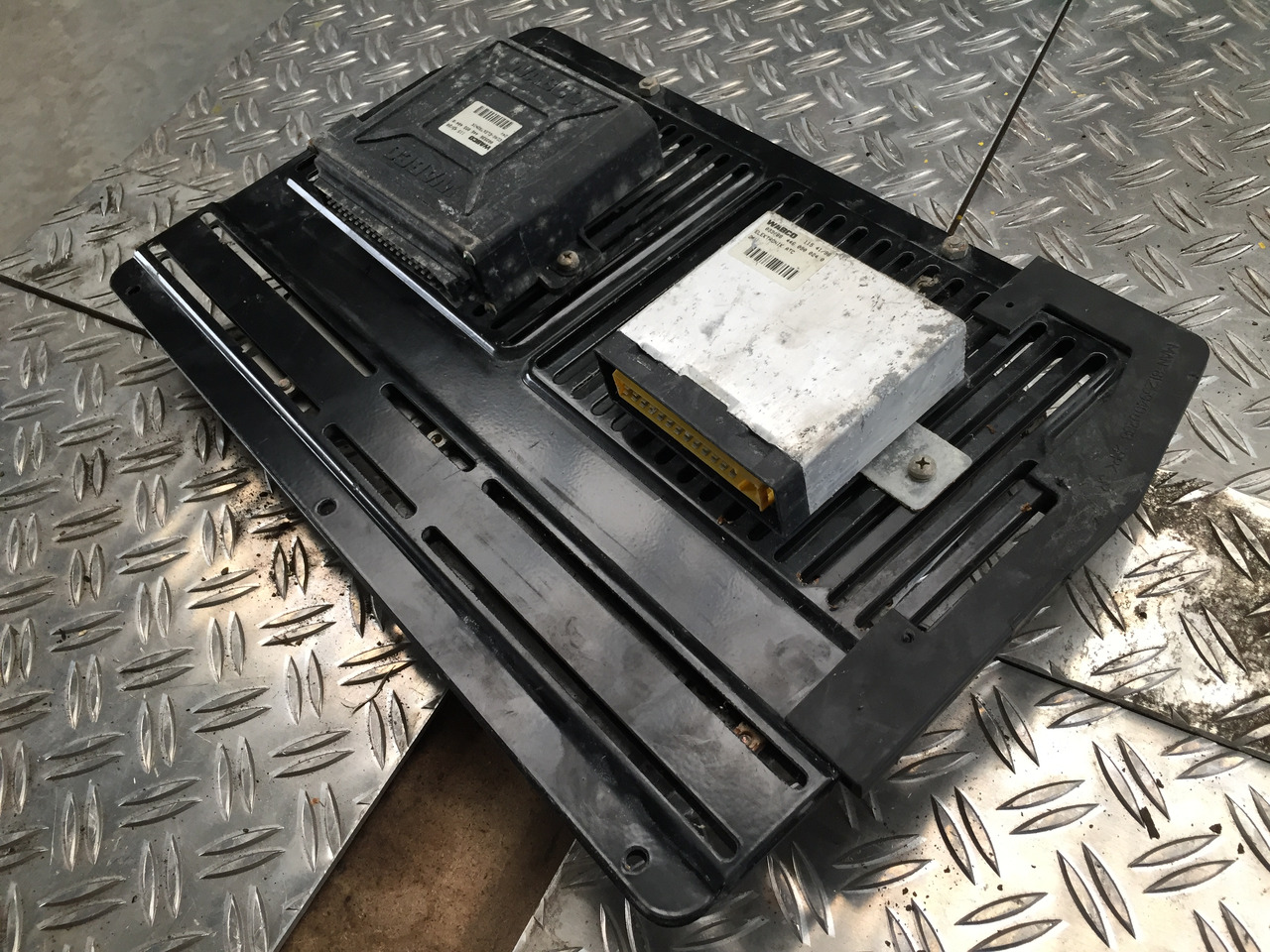 Gebrauchtes Steuergerät WABCO ECAS - Elektronik, 24 V, Artikel - Nr. : 115 45 / 98 - ECU untuk Truk: gambar 2 Gebrauchtes Steuergerät WABCO ECAS - Elektronik, 24 V, Artikel - Nr. : 115 45 / 98 - ECU untuk Truk: gambar 2