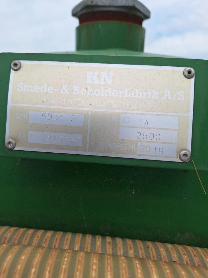 2500 litara - Trailer pertanian: gambar 5 2500 litara - Trailer pertanian: gambar 5