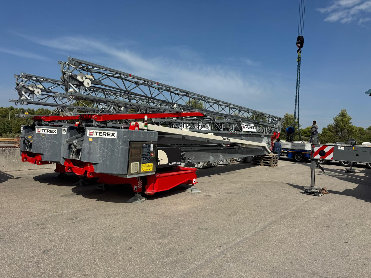 TEREX 32 - Derek menara berdiri sendiri: gambar 1 TEREX 32 - Derek menara berdiri sendiri: gambar 1