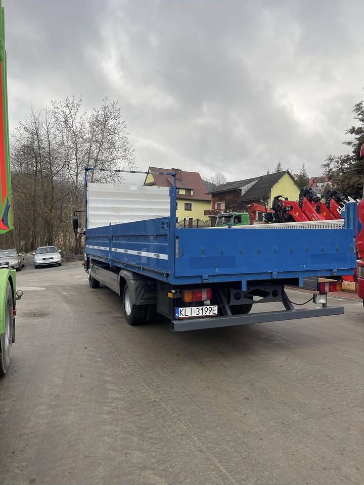 ATEGO 818 - Truk flatbed: gambar 5 ATEGO 818 - Truk flatbed: gambar 5