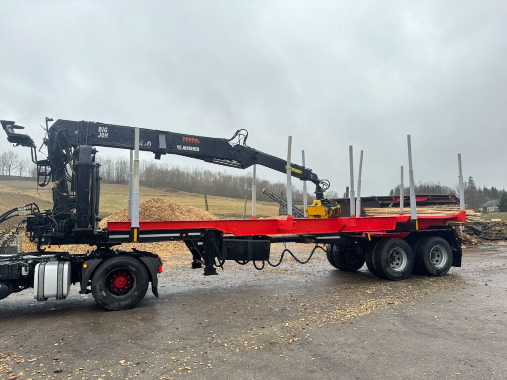 NACZEPA Z DŹWIGIEM DO DREWNA - Semi-trailer pengangkut kayu: gambar 3 NACZEPA Z DŹWIGIEM DO DREWNA - Semi-trailer pengangkut kayu: gambar 3