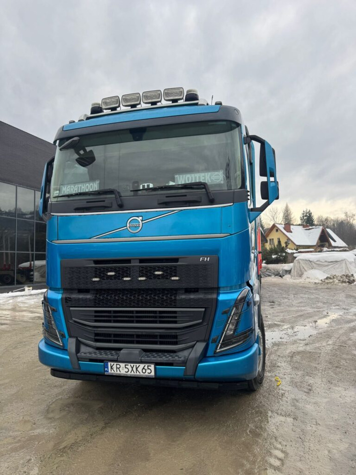 VOLVO FH540 - Truk logging, Truk derek: gambar 5 VOLVO FH540 - Truk logging, Truk derek: gambar 5