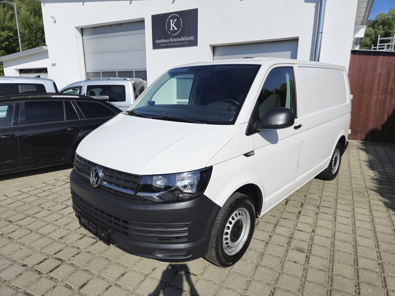 VOLKSWAGEN T6 Transporter Kasten-Kombi Navi/ACC/Standheiz. - Van panel: gambar 1 VOLKSWAGEN T6 Transporter Kasten-Kombi Navi/ACC/Standheiz. - Van panel: gambar 1