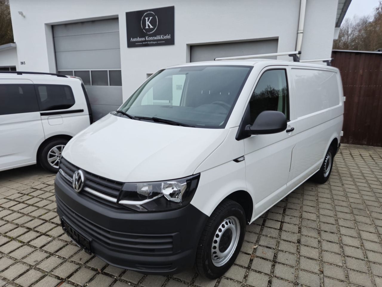 VOLKSWAGEN T6 Transporter Kasten-Kombi Standheizung - Van panel: gambar 1 VOLKSWAGEN T6 Transporter Kasten-Kombi Standheizung - Van panel: gambar 1