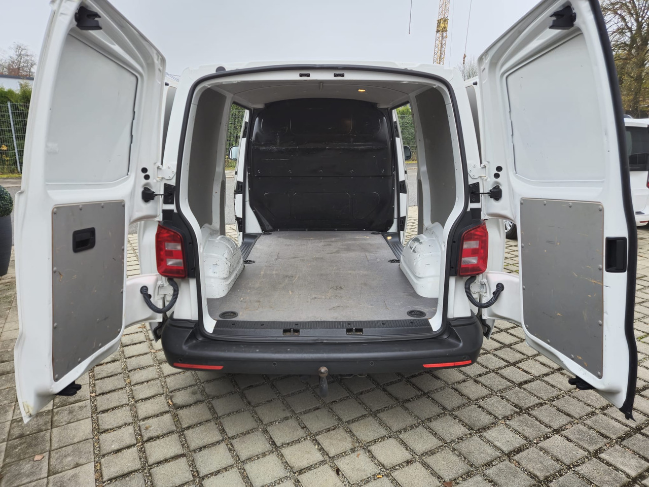 VOLKSWAGEN T6 Transporter Klima/PDC/AHK/Standheiz. - Van panel: gambar 5 VOLKSWAGEN T6 Transporter Klima/PDC/AHK/Standheiz. - Van panel: gambar 5