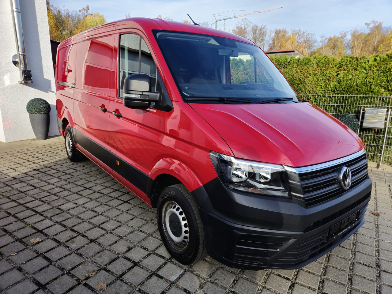 Volkswagen Crafter Kasten 35 FWD mittellang/Kamera/Navi/App - Van panel: gambar 2 Volkswagen Crafter Kasten 35 FWD mittellang/Kamera/Navi/App - Van panel: gambar 2